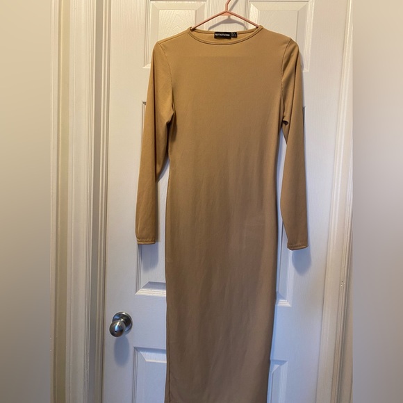 MIDI PrettyLittleThing dress - Picture 1 of 2